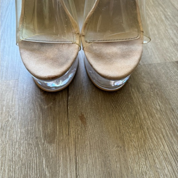 Clear Platform Heels size 8 - Picture 7 of 9